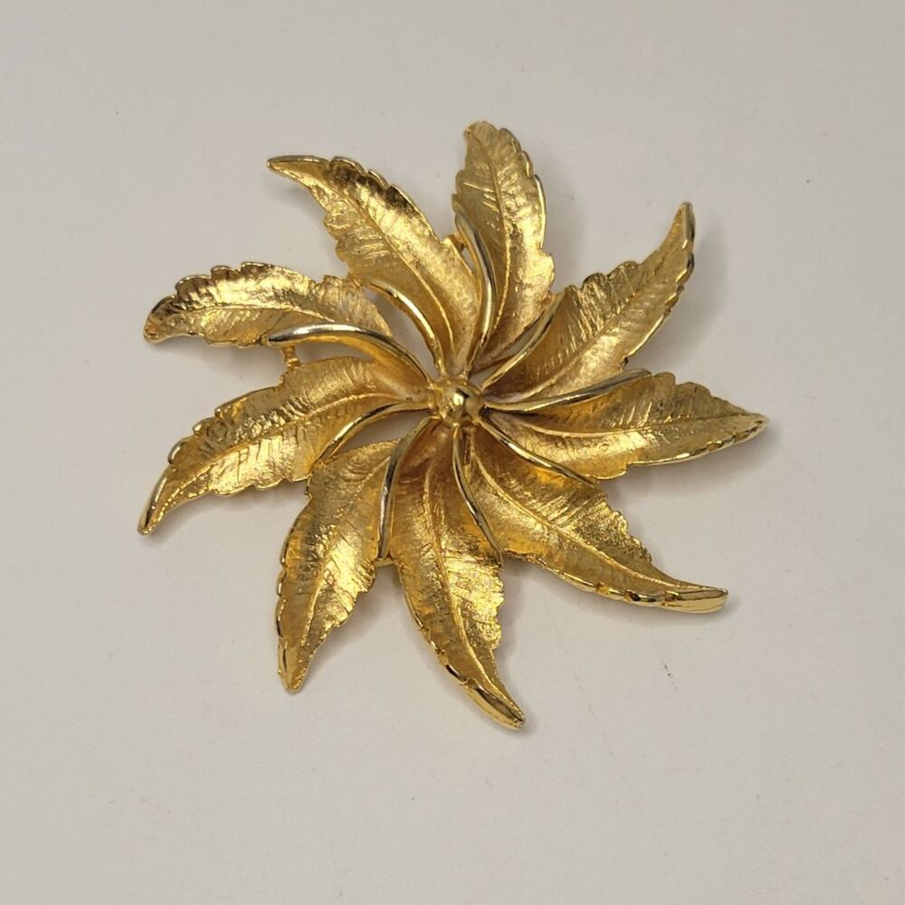 Brooch